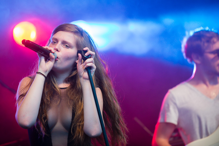 Billie Leyers @ Palm Parkies Kapellen, picture 43, photographed by FrontView Magazine