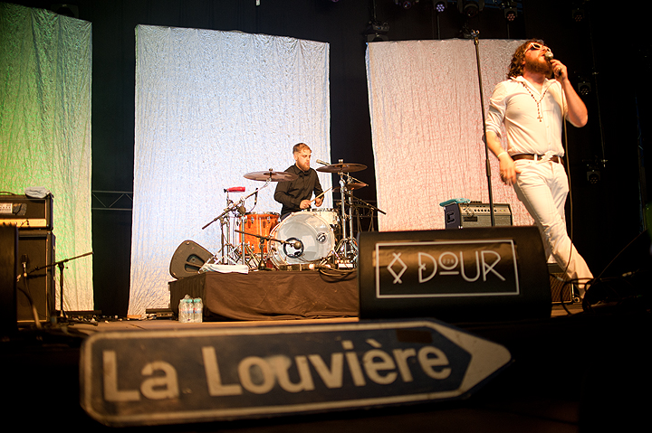 Romano Nervoso @ Dour Festival 2014, foto 9, foto's door Magali Decamps - FrontView Magazine