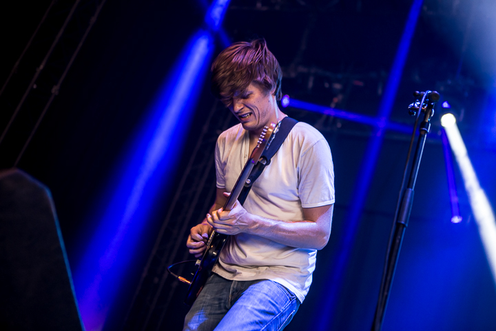 Fùgù Mango @ Dour 2014, picture 3, photographed by Dorien Goetschalckx - FrontView Magazine