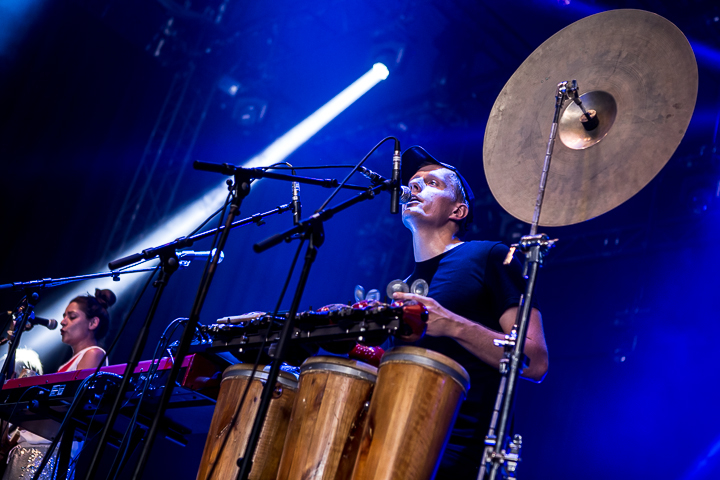Fùgù Mango @ Dour 2014, picture 4, photographed by Dorien Goetschalckx - FrontView Magazine