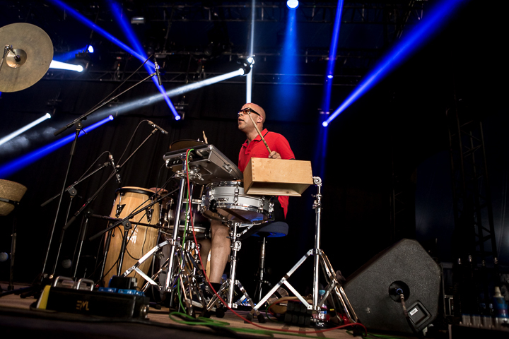 Fùgù Mango @ Dour 2014, picture 9, photographed by Dorien Goetschalckx - FrontView Magazine