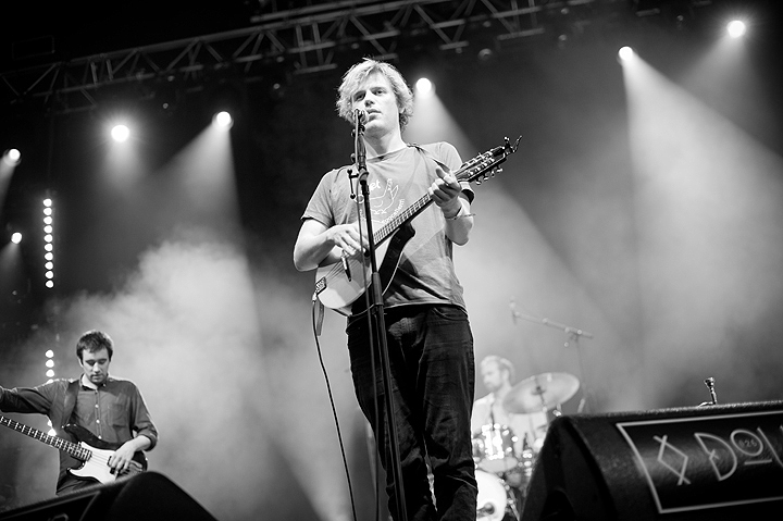 Johnny Flynn & The Sussex Wit @ Dour Festival 2014, picture 1, photographed by Magali Decamps - FrontView Magazine