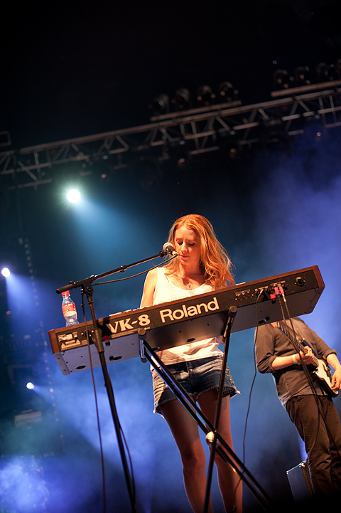 Johnny Flynn & The Sussex Wit @ Dour Festival 2014, picture 7, photographed by Magali Decamps - FrontView Magazine