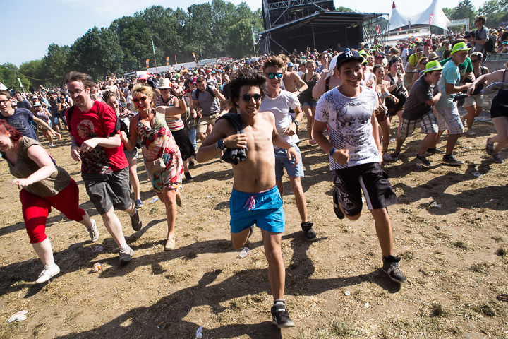 Skip The Use @ Dour 2014, picture 11, photographed by Dorien Goetschalckx - FrontView Magazine