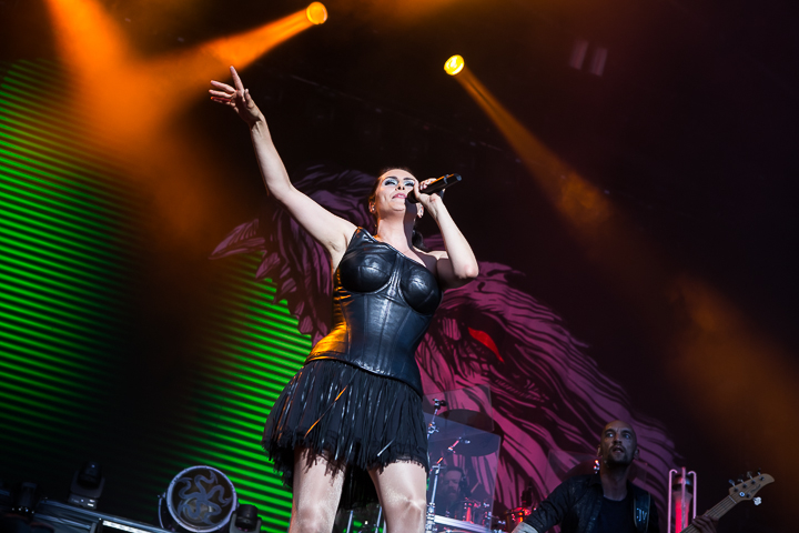 Within Temptation @ Dour 2014, foto 14, foto's door Dorien Goetschalckx - FrontView Magazine