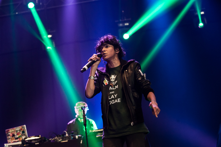 Soom T & Jstar @ Dour 2014, picture 7, photographed by Dorien Goetschalckx - FrontView Magazine