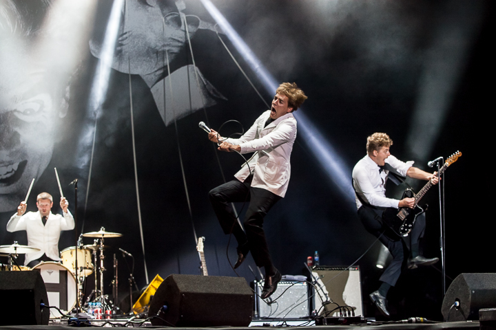 The Hives @ Dour 2014, picture 6, photographed by Dorien Goetschalckx - FrontView Magazine