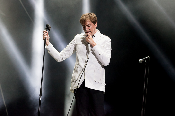 The Hives @ Dour 2014, picture 9, photographed by Dorien Goetschalckx - FrontView Magazine