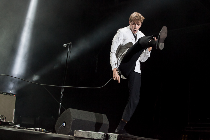 The Hives @ Dour 2014, picture 14, photographed by Dorien Goetschalckx - FrontView Magazine