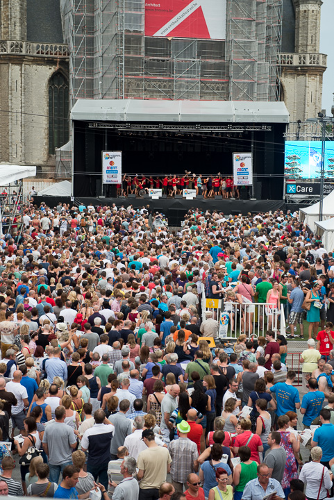 Vlaanderen zingt 2014 @ Gentse Feesten - Sint Baafsplein, picture 5, photographed by Dimitri Vanlommel - FrontView Magazine