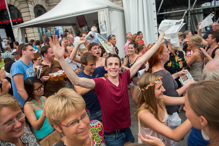Vlaanderen zingt 2014 @ Gentse Feesten - Sint Baafsplein, picture 7, photographed by Dimitri Vanlommel - FrontView Magazine
