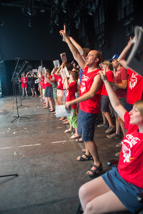 Vlaanderen zingt 2014 @ Gentse Feesten - Sint Baafsplein, picture 17, photographed by Dimitri Vanlommel - FrontView Magazine