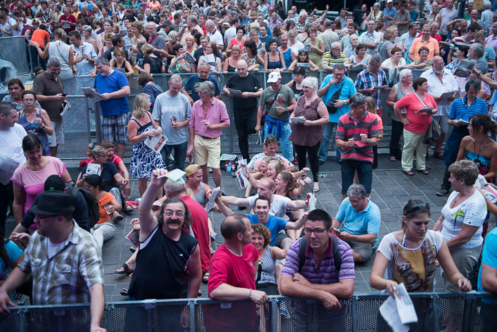 Vlaanderen zingt 2014 @ Gentse Feesten - Sint Baafsplein, picture 59, photographed by Dimitri Vanlommel - FrontView Magazine