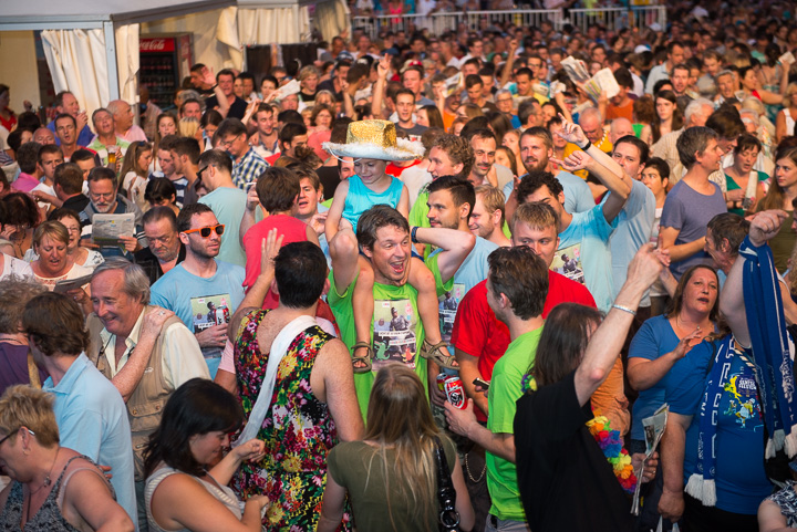 Vlaanderen zingt 2014 @ Gentse Feesten - Sint Baafsplein, picture 73, photographed by Dimitri Vanlommel - FrontView Magazine