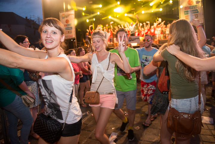 Vlaanderen zingt 2014 @ Gentse Feesten - Sint Baafsplein, picture 88, photographed by Dimitri Vanlommel - FrontView Magazine