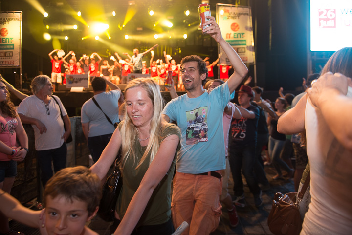 Vlaanderen zingt 2014 @ Gentse Feesten - Sint Baafsplein, picture 89, photographed by Dimitri Vanlommel - FrontView Magazine