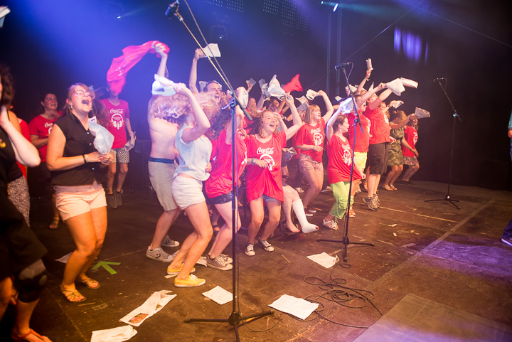 Vlaanderen zingt 2014 @ Gentse Feesten - Sint Baafsplein, picture 99, photographed by Dimitri Vanlommel - FrontView Magazine