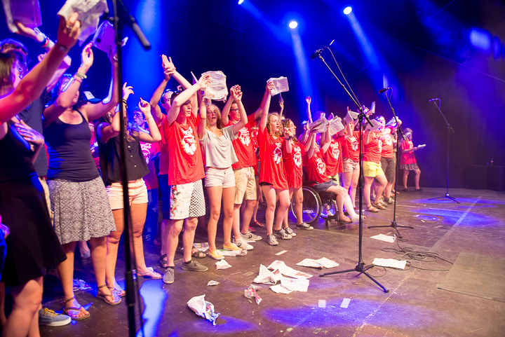 Vlaanderen zingt 2014 @ Gentse Feesten - Sint Baafsplein, picture 103, photographed by Dimitri Vanlommel - FrontView Magazine