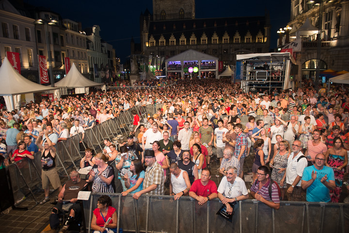 Vlaanderen zingt 2014 @ Gentse Feesten - Sint Baafsplein, picture 104, photographed by Dimitri Vanlommel - FrontView Magazine