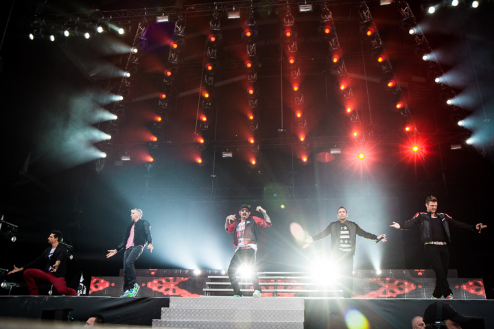 Backstreet Boys @ Oostende Beach, picture 1, photographed by Tom Stessens - FrontView Magazine