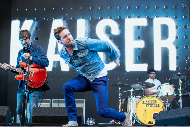 Kaiser Chiefs @ Dour 2014, picture 2, photographed by Dorien Goetschalckx - FrontView Magazine