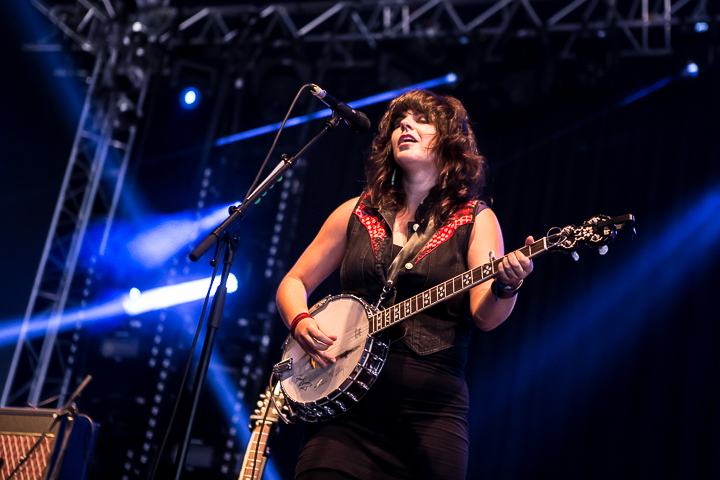 Lisa Leblanc @ Dour 2014, picture 4, photographed by Dorien Goetschalckx - FrontView Magazine