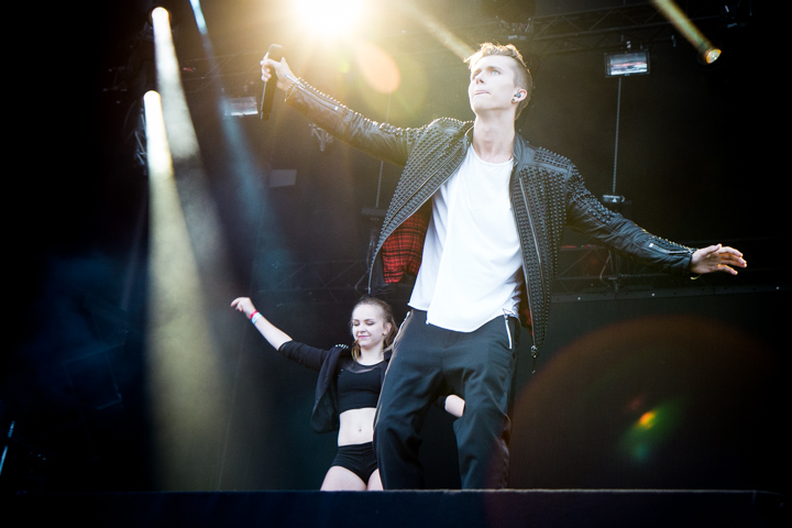 Ian Thomas voorprogramma Backstreet Boys, picture 5, photographed by Tom Stessens - FrontView Magazine