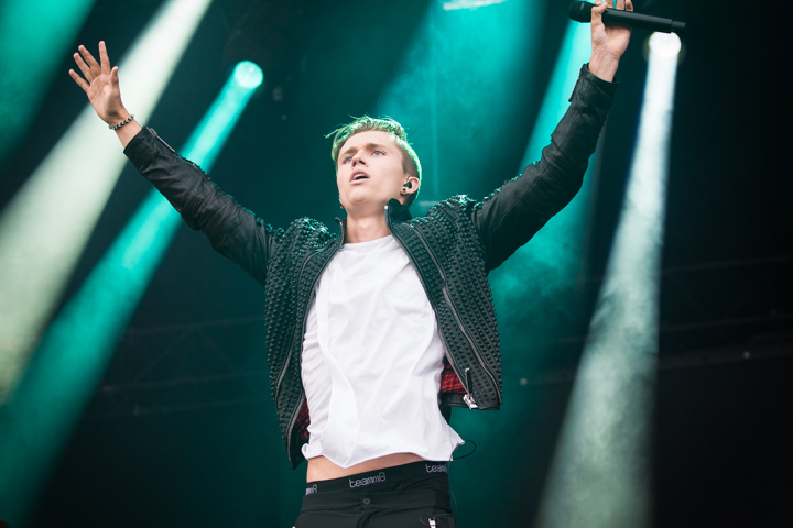 Ian Thomas voorprogramma Backstreet Boys, picture 10, photographed by Tom Stessens - FrontView Magazine