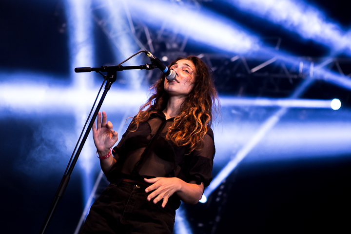 Intergalactic Lovers @ Dour 2014, picture 7, photographed by Dorien Goetschalckx - FrontView Magazine