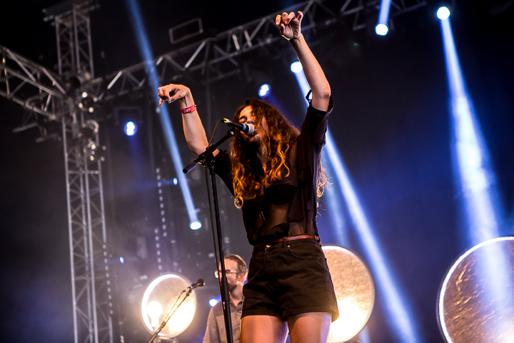Intergalactic Lovers @ Dour 2014, picture 13, photographed by Dorien Goetschalckx - FrontView Magazine