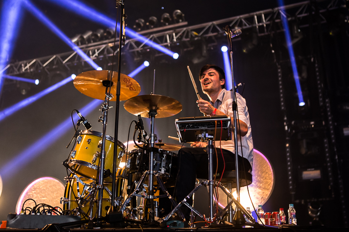 Intergalactic Lovers @ Dour 2014, picture 16, photographed by Dorien Goetschalckx - FrontView Magazine
