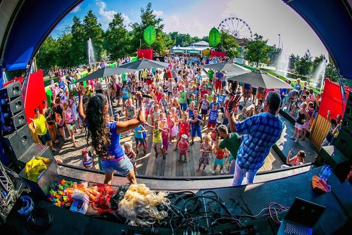 Buurtfeest @ Tomorrowland @ De Schorre Boom, picture 8, photographed by Tomorrowland - FrontView Magazine
