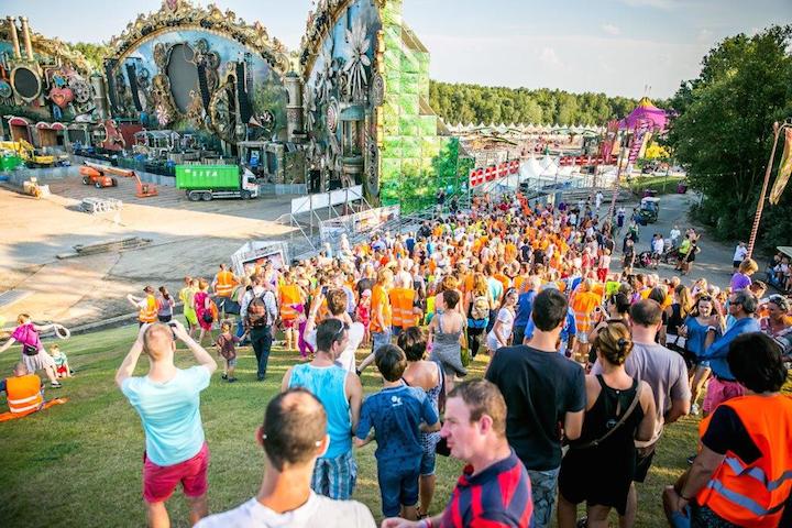 Buurtfeest @ Tomorrowland @ De Schorre Boom, picture 25, photographed by Tomorrowland - FrontView Magazine