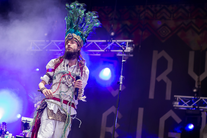 Crystal Fighters @ Zwarte Cross 2014, foto 11, foto's door Dorien Goetschalckx - FrontView Magazine