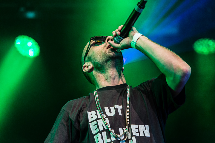 Halve Neuro @ Puurs Live 2014, picture 16, photographed by Edwin Houdevelt - FrontView Magazine