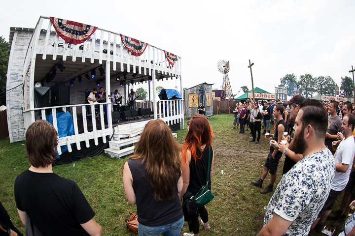 Giant Tiger Hooch @ Zwarte Cross 2014, picture 1, photographed by Dorien Goetschalckx - FrontView Magazine