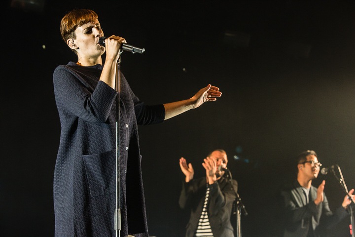 Hooverphonic @ Puurs Live 2014, picture 14, photographed by Edwin Houdevelt - FrontView Magazine