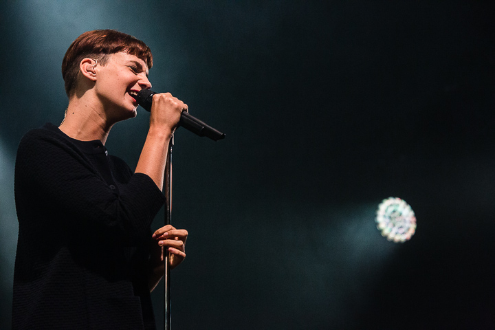 Hooverphonic @ Puurs Live 2014, picture 20, photographed by Edwin Houdevelt - FrontView Magazine