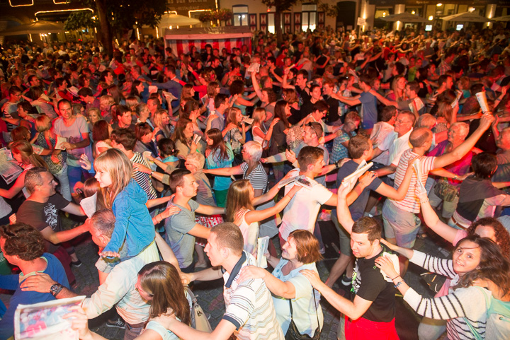 Vlaanderen Zingt @ Bornem, picture 106, photographed by Dimitri Vanlommel - FrontView Magazine