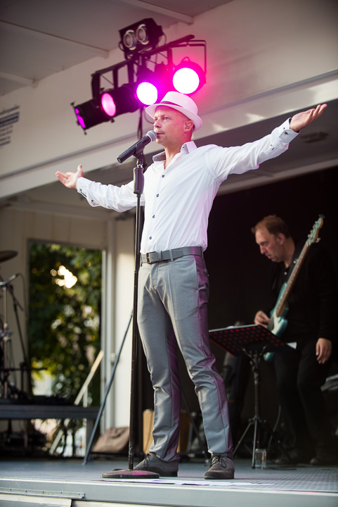 Wim Leys & @ fundum @ Vlaanderen Zingt Bornem, picture 3, photographed by Dimitri Vanlommel - FrontView Magazine