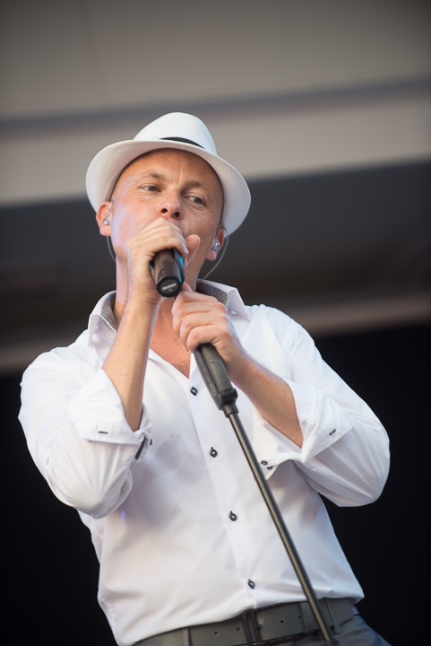 Wim Leys & @ fundum @ Vlaanderen Zingt Bornem, picture 18, photographed by Dimitri Vanlommel - FrontView Magazine