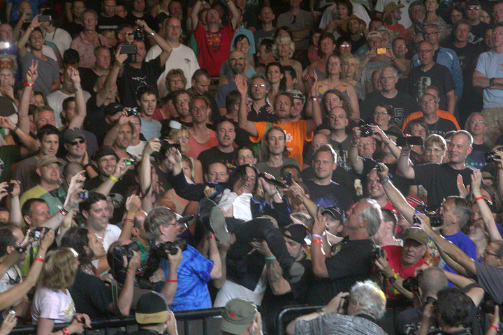 Marillion Night of the Prog IX - Loreley (D), picture 27, photographed by FrontView Magazine