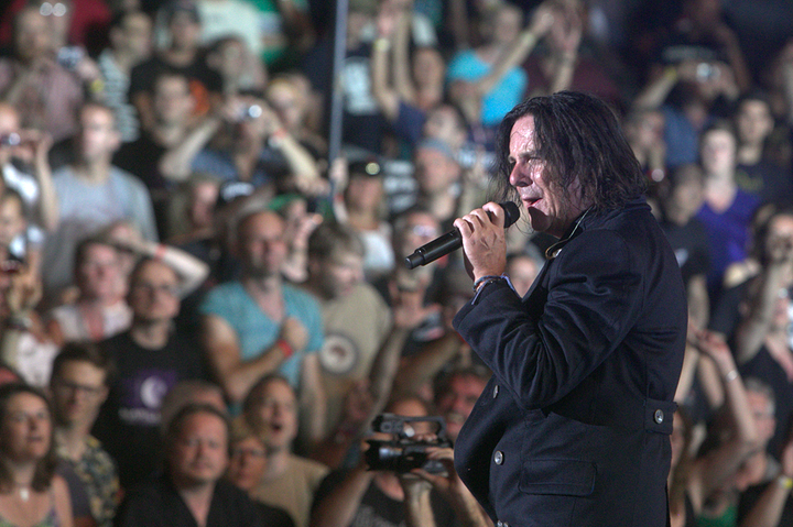 Marillion Night of the Prog IX - Loreley (D), picture 33, photographed by FrontView Magazine