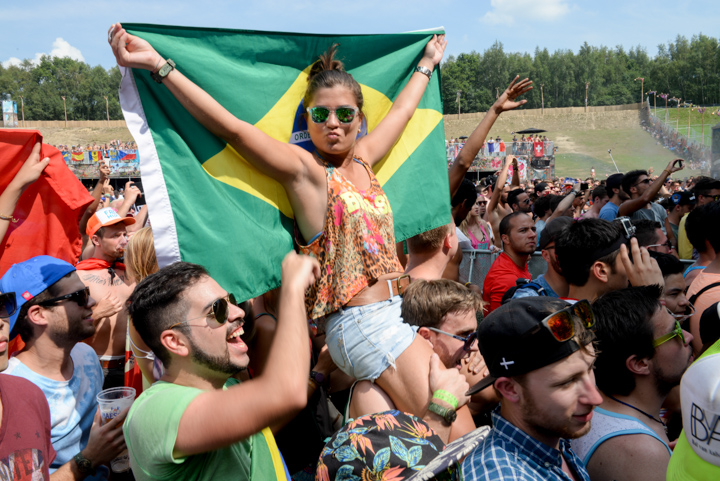 Tomorrowland sfeerbeelden & publieksfoto's 28 juni - deel 1, picture 36, photographed by Youri Vanlommel - FrontView Magazine