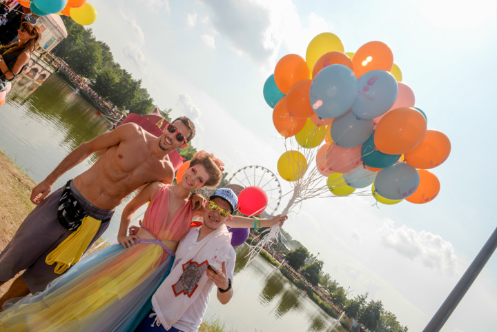 Tomorrowland sfeerbeelden & publieksfoto's 28 juni - deel 1, picture 56, photographed by Youri Vanlommel - FrontView Magazine