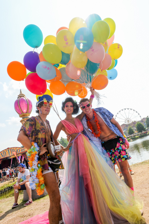 Tomorrowland sfeerbeelden & publieksfoto's 28 juni - deel 1, picture 58, photographed by Youri Vanlommel - FrontView Magazine