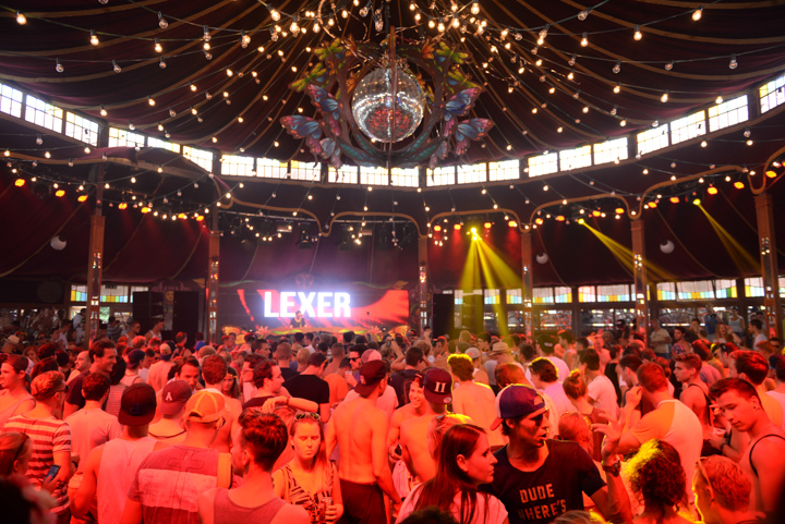 Tomorrowland sfeerbeelden & publieksfoto's 28 juni - deel 1, picture 67, photographed by Youri Vanlommel - FrontView Magazine