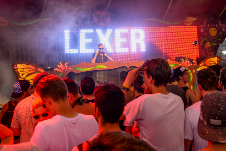 Tomorrowland sfeerbeelden & publieksfoto's 28 juni - deel 1, picture 68, photographed by Youri Vanlommel - FrontView Magazine