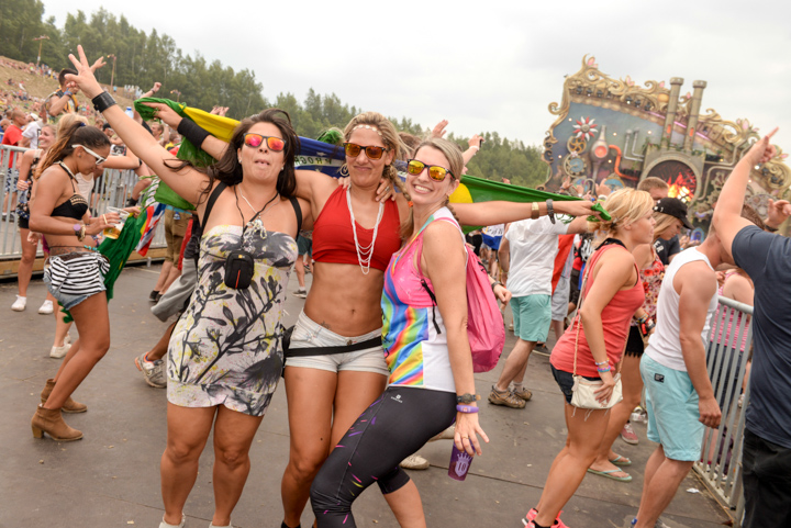 Tomorrowland sfeerbeelden & publieksfoto's 28 juni - deel 1, picture 100, photographed by Youri Vanlommel - FrontView Magazine