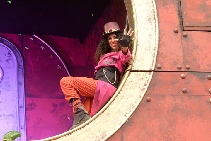 Tomorrowland sfeerbeelden & publieksfoto's 28 juni - deel 1, picture 103, photographed by Youri Vanlommel - FrontView Magazine